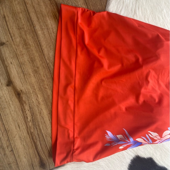 Athleta tankini top High Neck Maldives Swimsuit Top in Vermillion - Picture 4 of 9